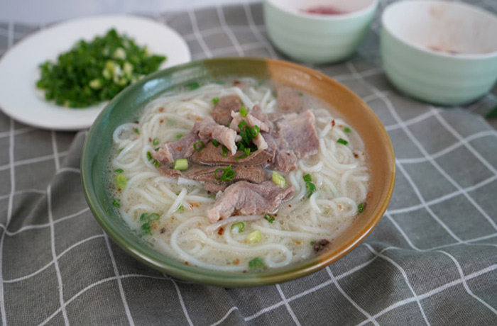 裕华原味汤粉王培训